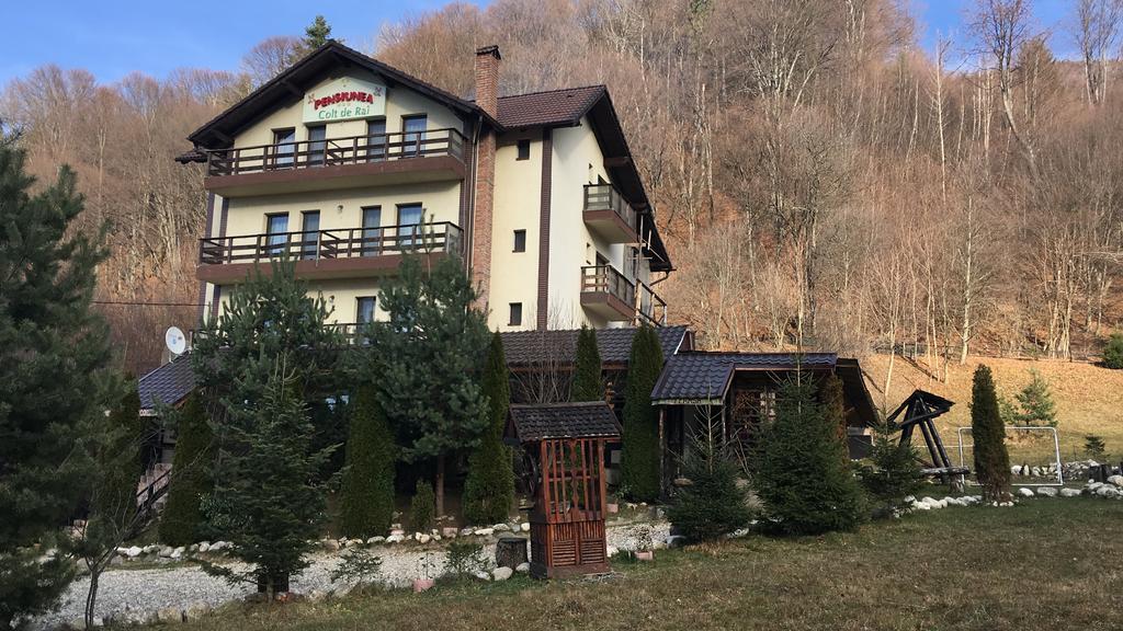 Готель Vila Colt De Rai Ришнов Екстер'єр фото